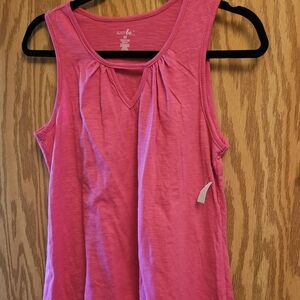 New. Size medium woman's summer top